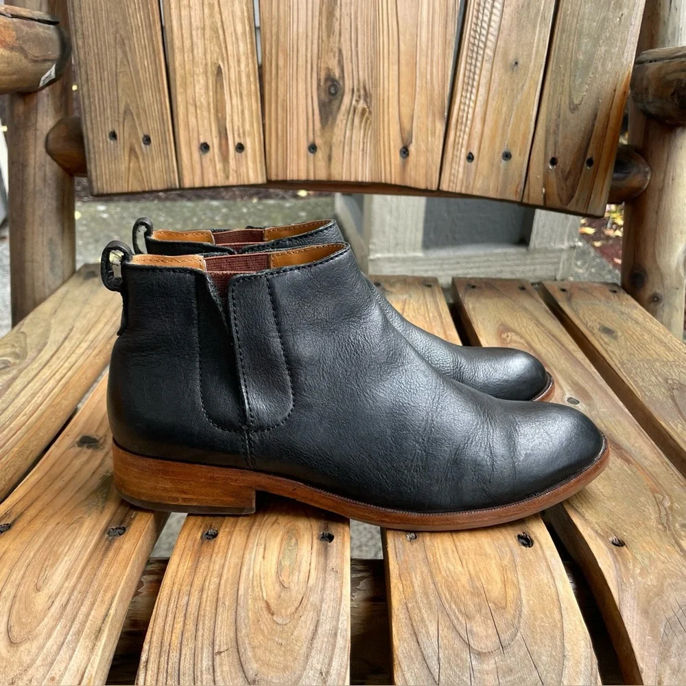 Kork-Ease Velma Black Leather Chelsea Boots Ankle Womens Size 7